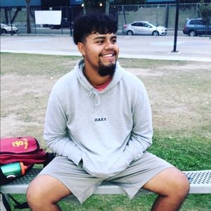 Meet your Posher, Adrian